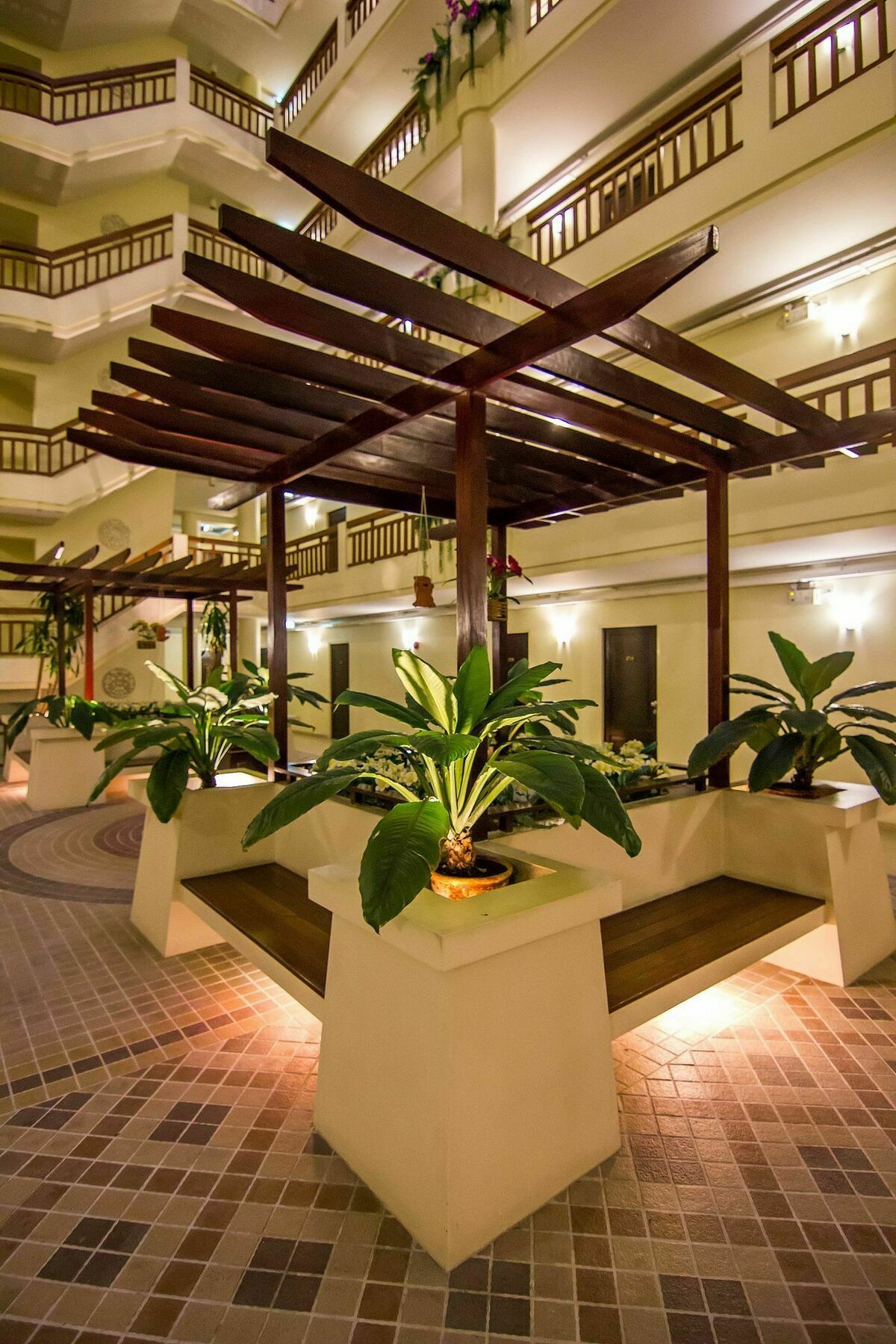 Zen Rooms Sukhumvit 81 Bangkok Exterior foto